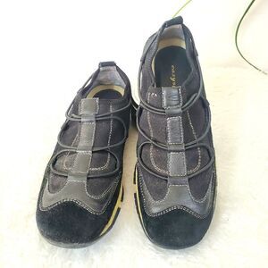 Easy Spirit super comfy pull on sneaker